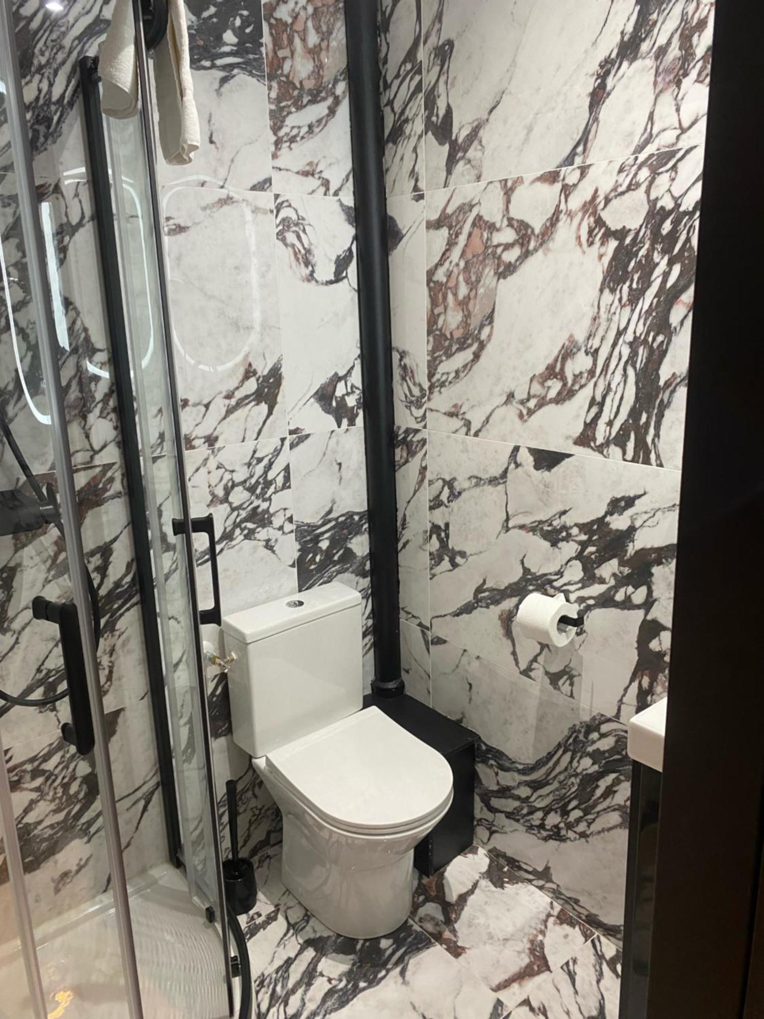 Hotel Richelieu, Le Havre Centre-Ville, Perret Екстериор снимка