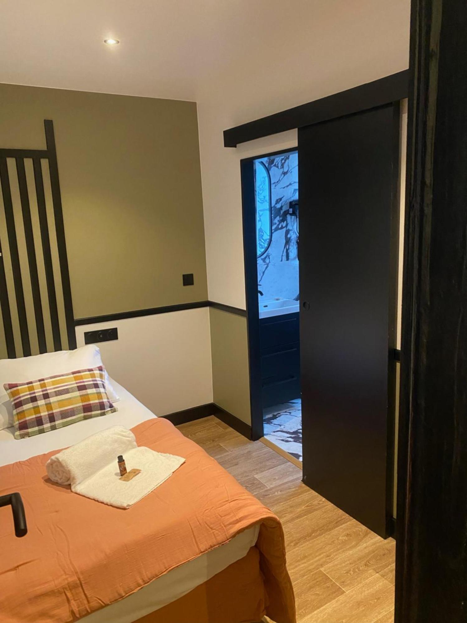 Hotel Richelieu, Le Havre Centre-Ville, Perret Екстериор снимка